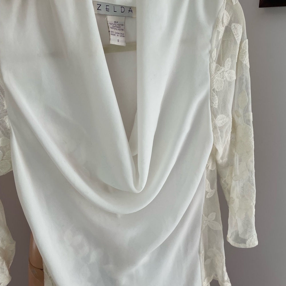 S Zelda feminine blouse lace and soft drape - Picture 4 of 5